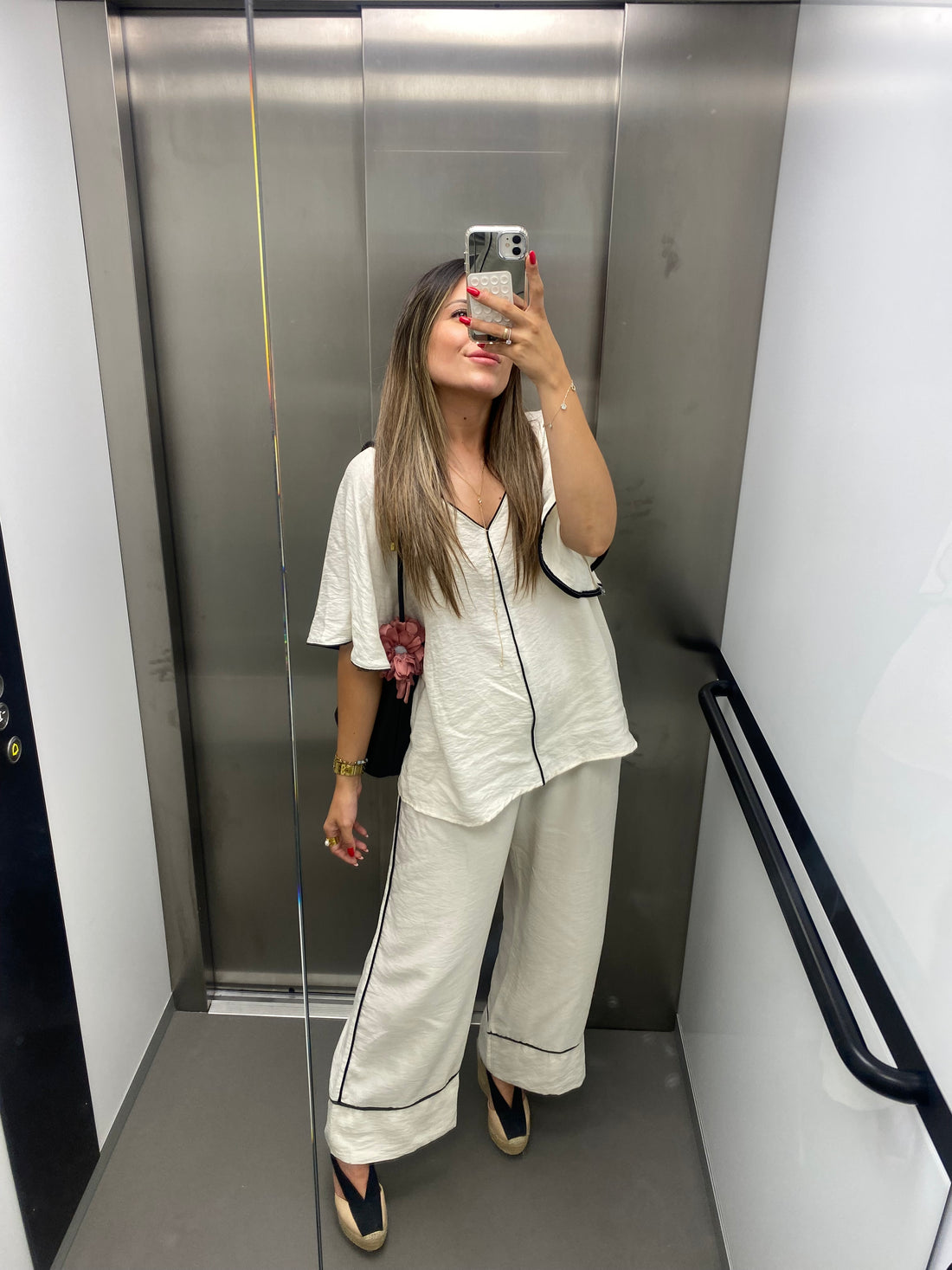CONJUNTO PAULA